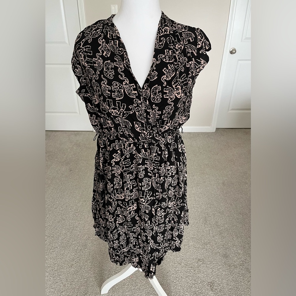 NWOT Anthropologie Maeve Black and Cream Elephant Dress Size Small.